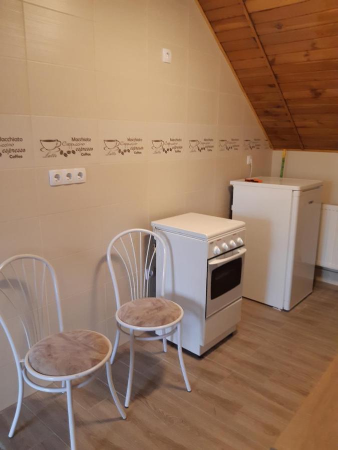 ホテル Toldi Apartman ケストヘイ エクステリア 写真